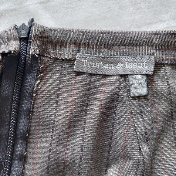 Tristan & Iseut Brown Pinstripe Skirt Blazer Suit Set,  Size S/10 - Picture 13 of 13